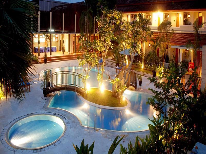 LPP Garden Hotel Maguwo Exterior foto